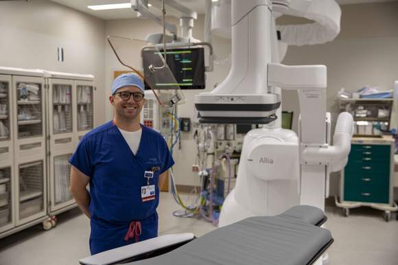 Matthew Martini, M.D. Interventional Cardiologist at Froedtert Pleasant Prairie Hospital in a Cardiac Suite
